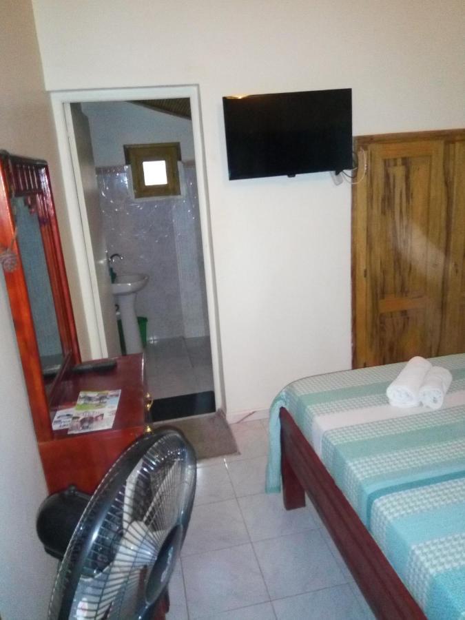 Chez Coumba Et Daniel Bed & Breakfast ซาลี ปอร์ตูดัล ภายนอก รูปภาพ